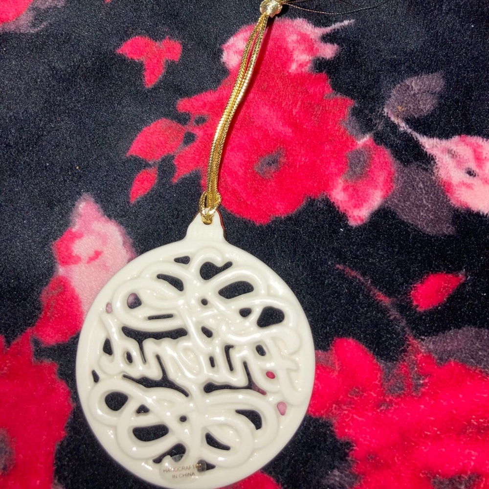 Christmas “Friend” Ornament - Picture 3 of 3